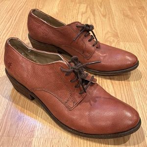 Frye Oxford Shoes. Size 9